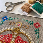 Load image into Gallery viewer, Coronation Crown - Printed Pattern
