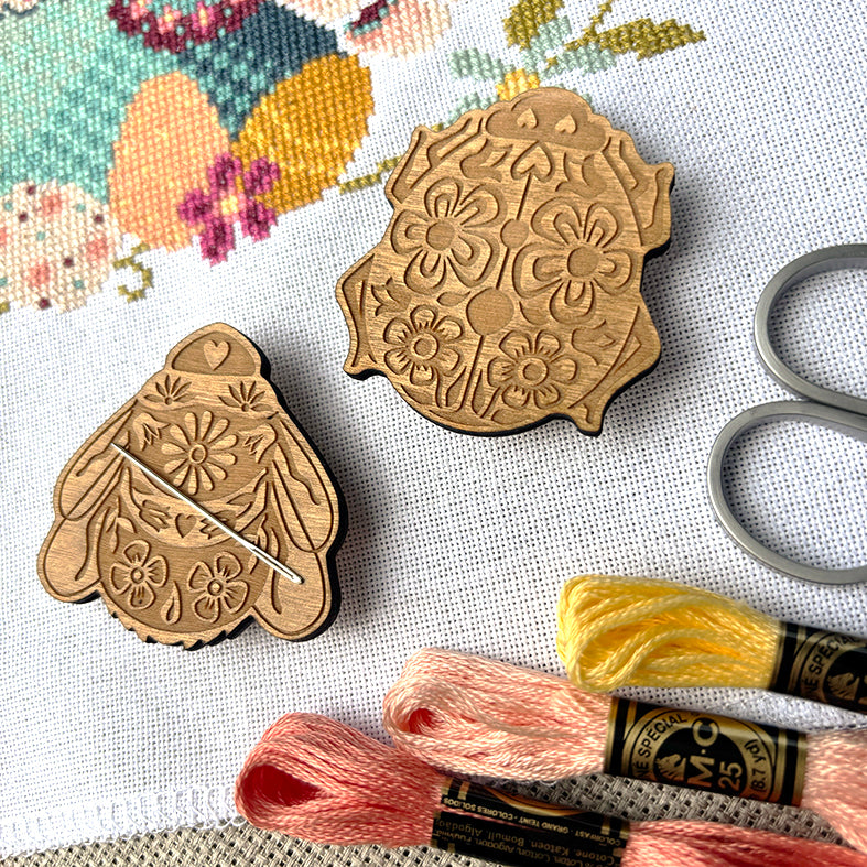 Bumble Bee - Magnetic Needle Minder